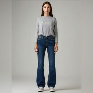 Women’s Champion, Hooded Sweatshirt, Size Small